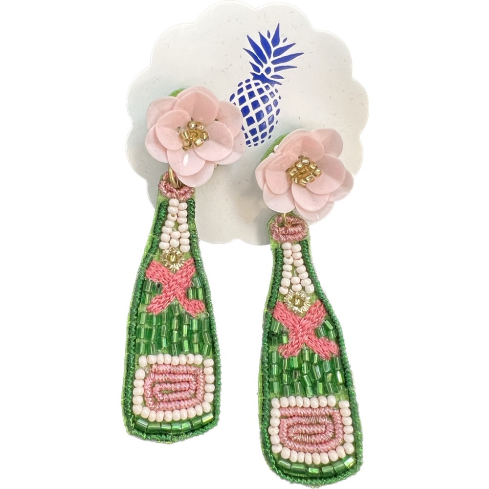 Beaded earrings! Wine bottle design! 2 1/2” long. Pink and green